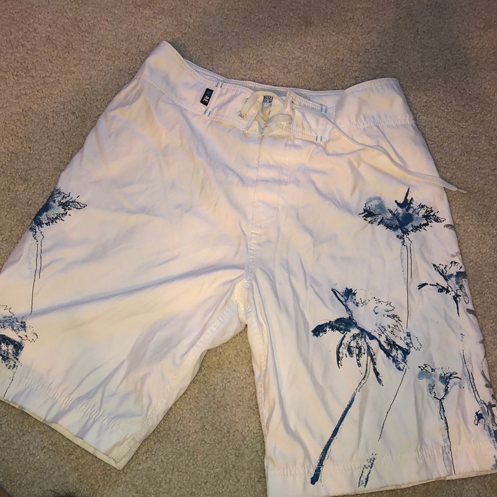 Men’s AE swimming trunks